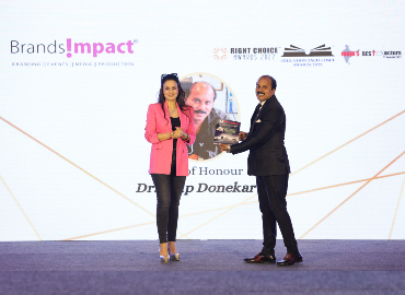 Brands Impact, India's Best Doctors Award, IBD, Awards, Mandira Bedi, Ankita Singh, Amol Monga, Brands Impact Team